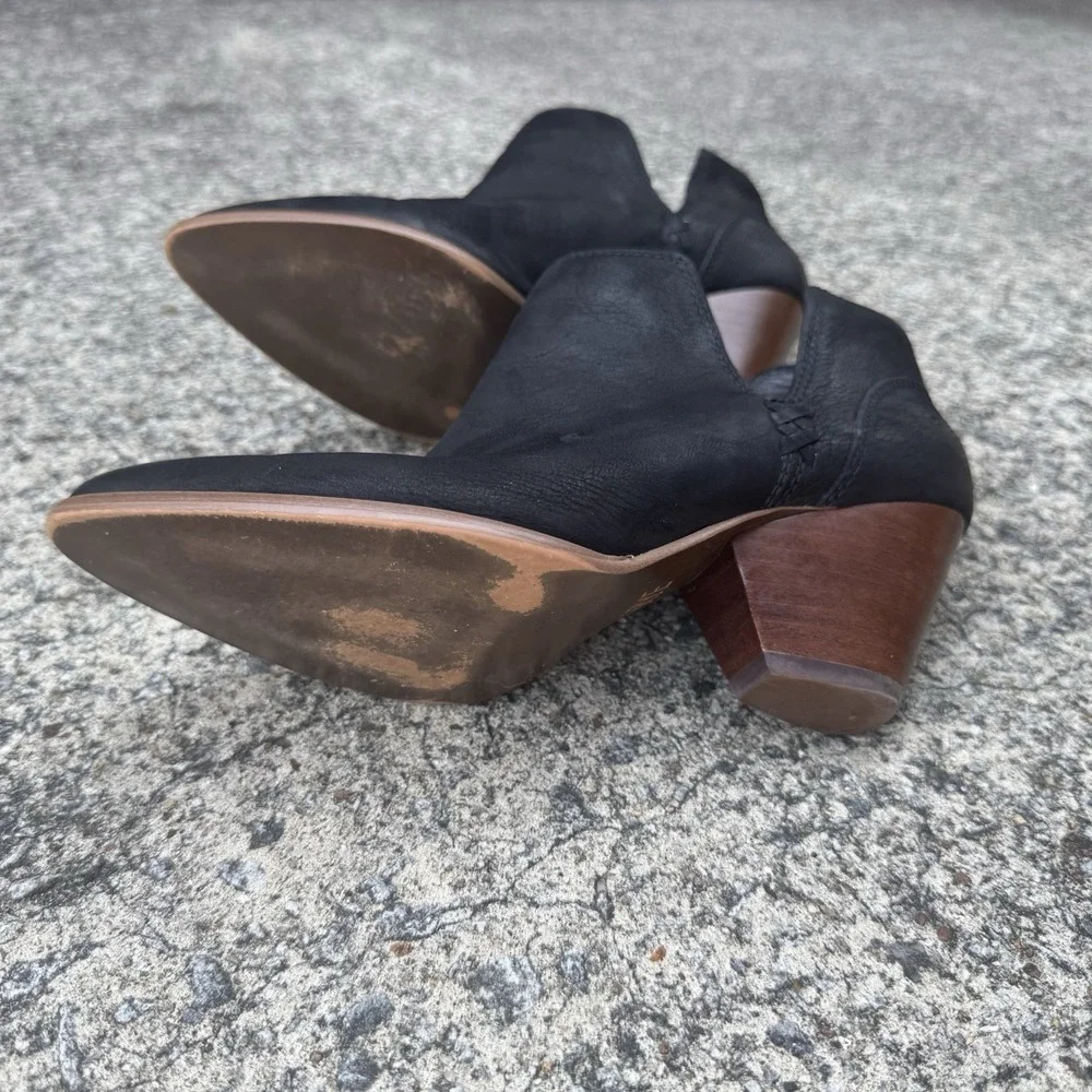 Frye Women's Size 6.5 M Reina‎ Black Suede Cut Out Western Cowboy Ankle Bootie - Picture 8 of 16